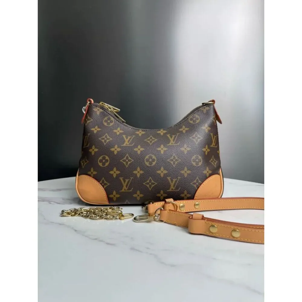 Louis Vuitton Women Pre-Loved Bag Very Good Condition